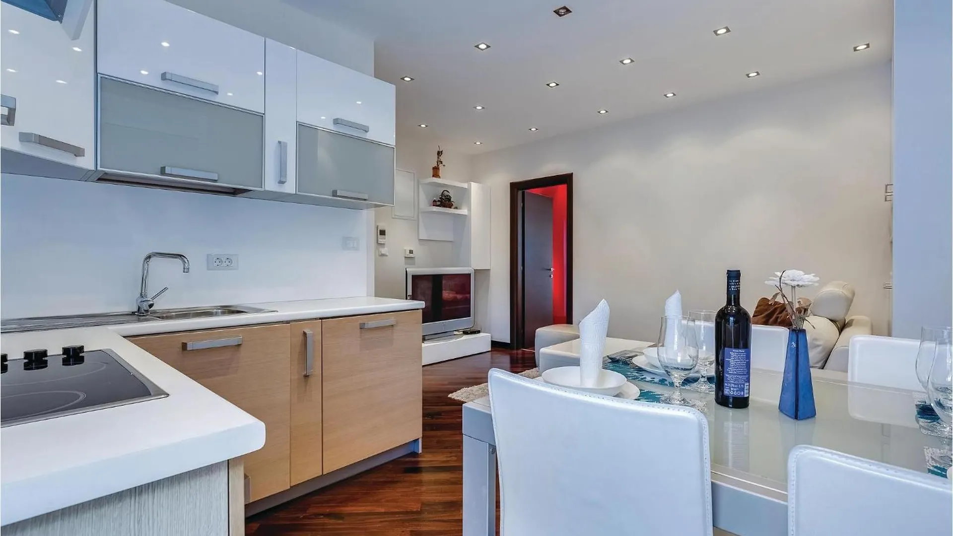 Amazing Apartment In Crikvenica With Kitchen