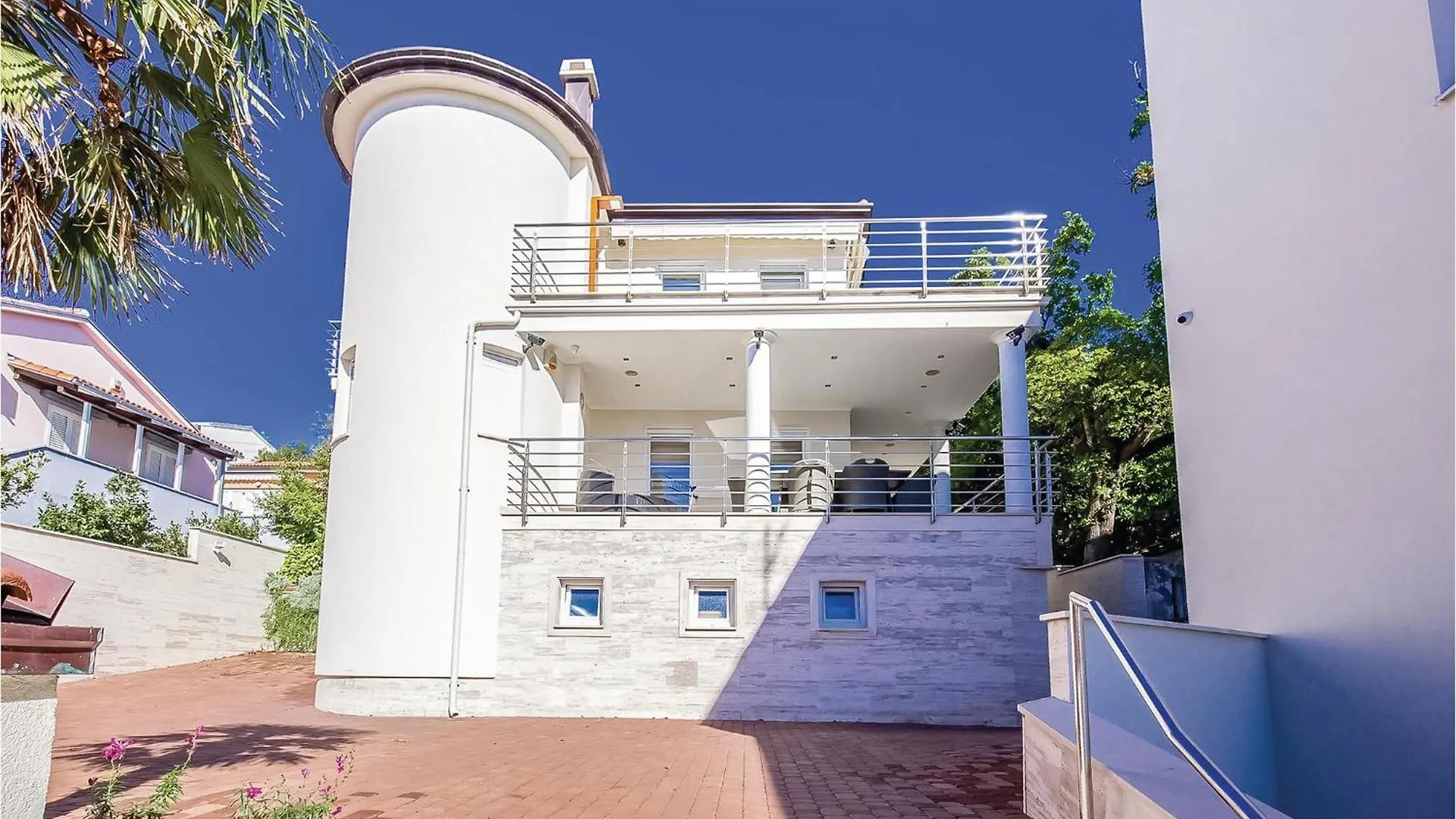 Amazing Apartment In Crikvenica With Kitchen